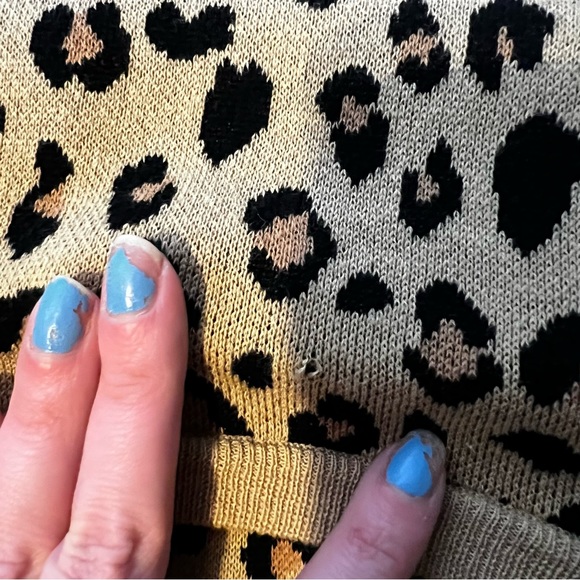J. Crew Teddie Crewneck Sweater in Leopard Print Small - Picture 9 of 12